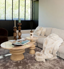houten salontafel met marmer blad