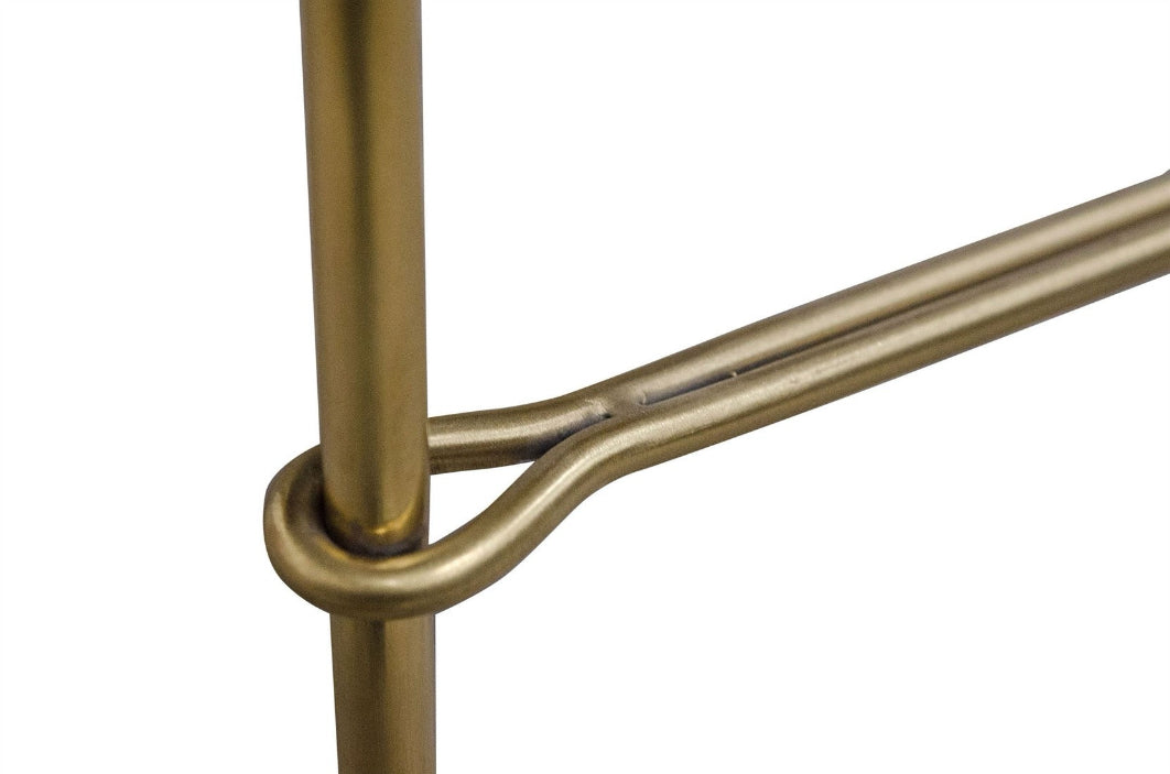 stoel met metalen frame