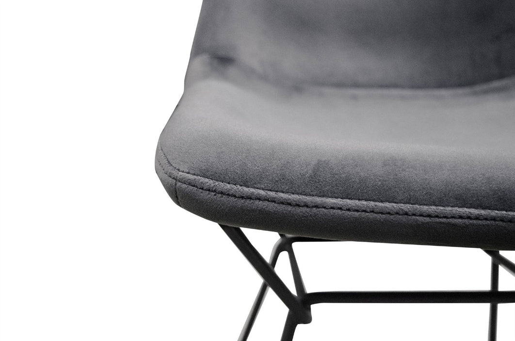 eetkamerstoel met fluwelen bekleding