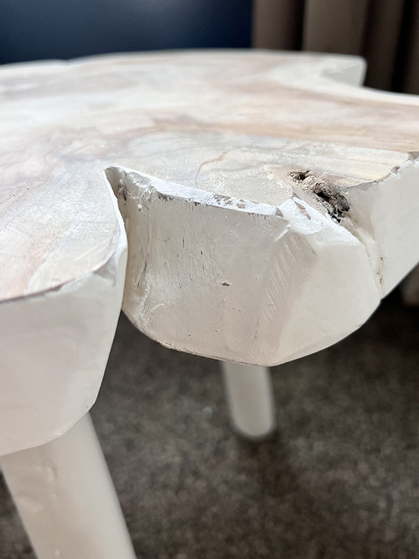 De organic bijzettafel
