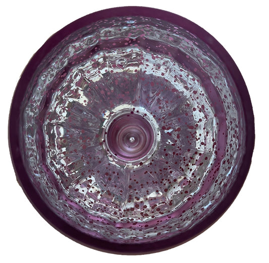 Paarse theelichthouder op voet2