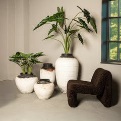 bruine fauteuil