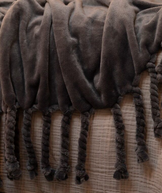 FLORIJN plaid fleece 150x200 cm Charcoal gray